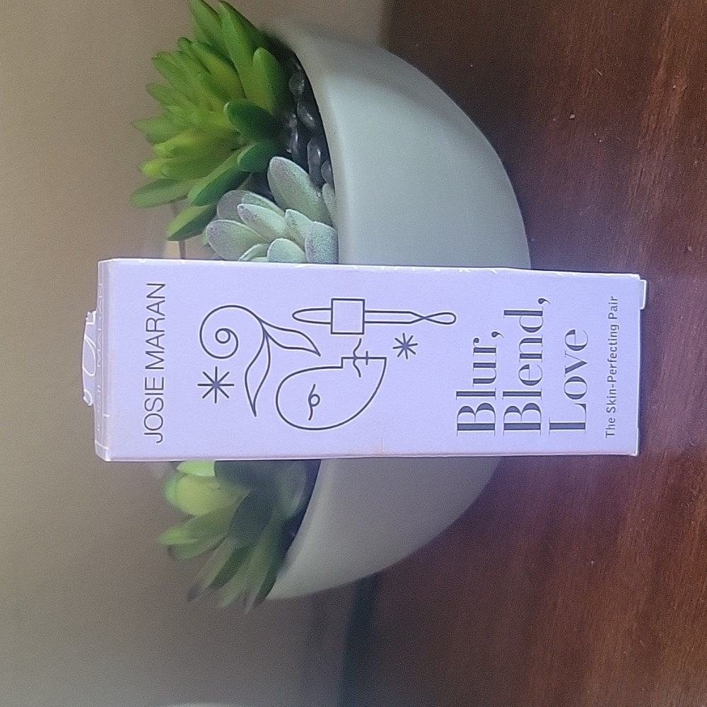 Josie Maran Blur,Blend,Love